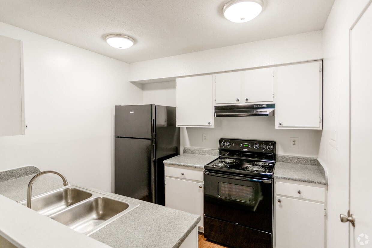 Shelton Park Apartments in Madison, AL