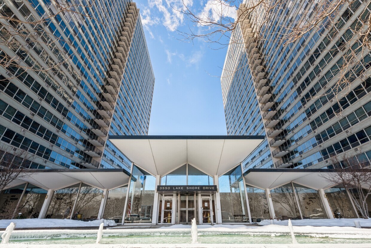 Primary Photo - 3550 N Lake Shore Dr W