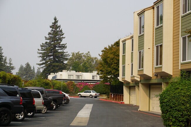 Additional parking spaces - 3461 Pennsylvania Cmn