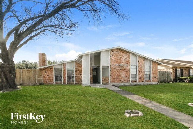 Foto del edificio - 14526 Merry Meadow Dr