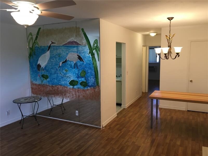 Primary Photo - 455 Golden Isles Dr