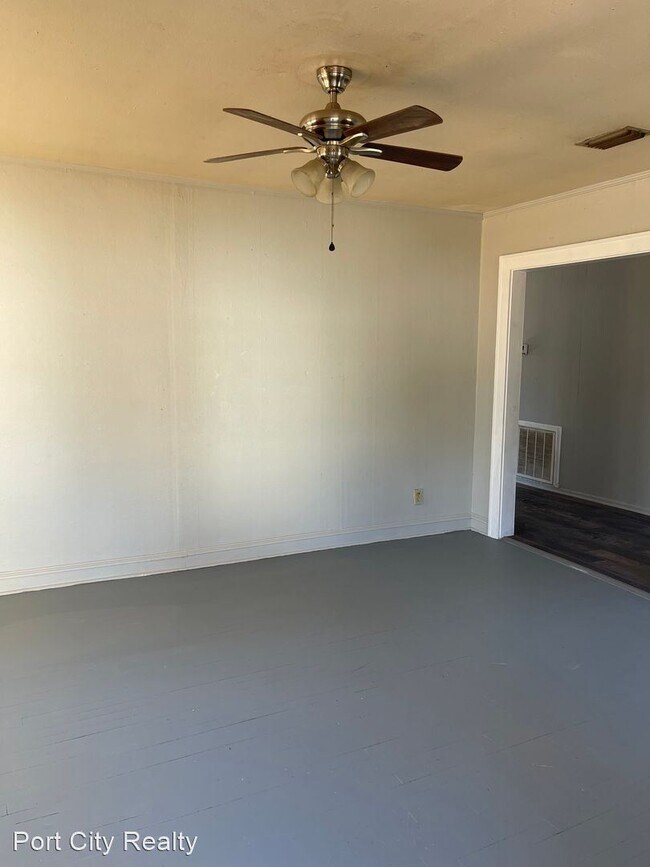 Building Photo - 3 br, 2 bath House - 719 Anthony