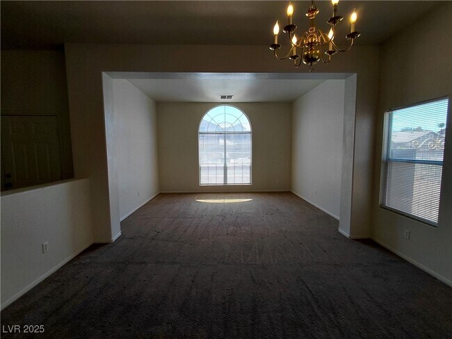 Foto del edificio - 6132 Peggotty Ave