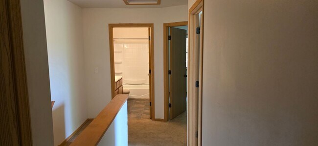 Foto del edificio - 6536-6538 N. 106th Street