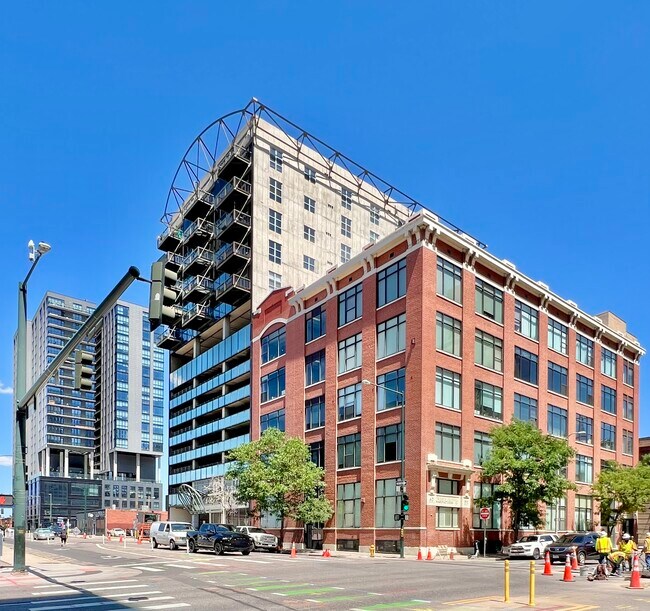 Building Photo - 2000 Arapahoe St