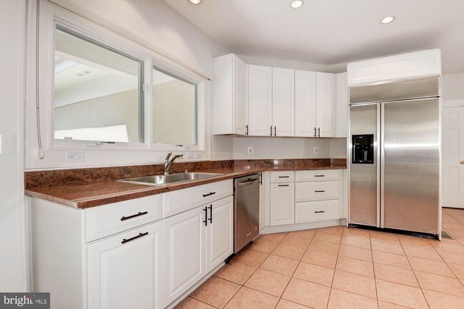 Foto del edificio - 8513 Horseshoe Ln