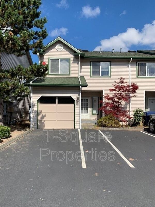 Building Photo - 15815 Admiralty Way