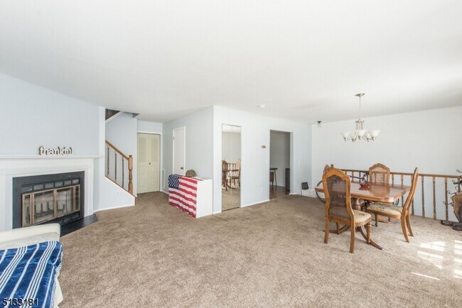 Building Photo - 846 Juniper Way
