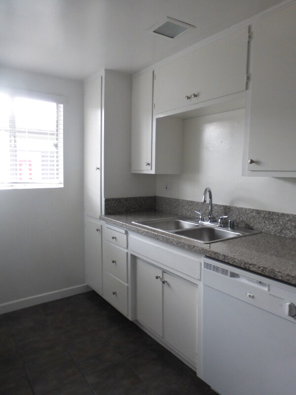 Primary Photo - 20810 Amie Ave