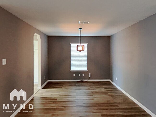 Foto del edificio - 9203 Silver Vista