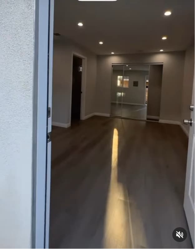 Foto del edificio - 5938 Morrill Ave
