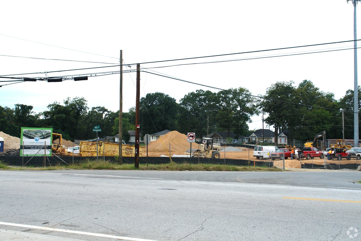 Primary Photo - Building 200