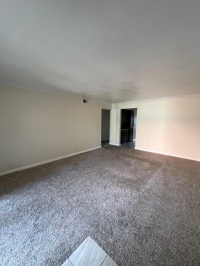 Foto del edificio - Beautiful Condo in a Private, Gated Commun...