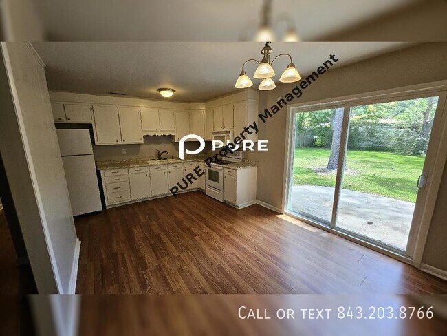 Building Photo - 202 Elliott Dr