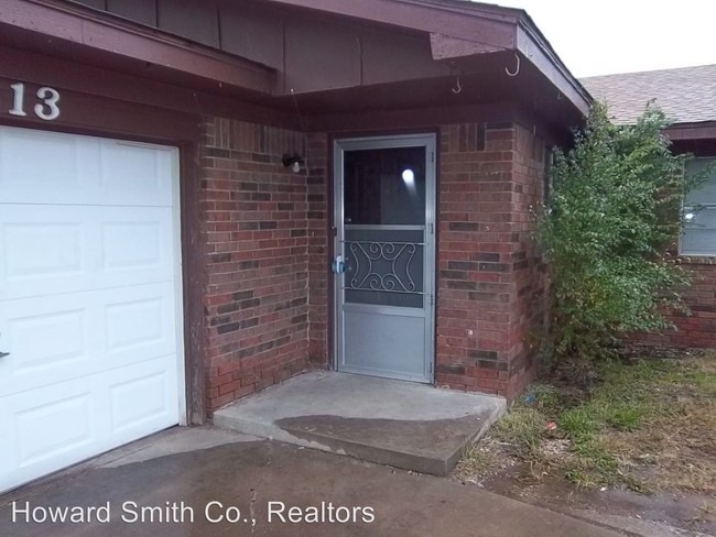 Building Photo - 2 br, 2 bath House - 2813 Lawton Dr