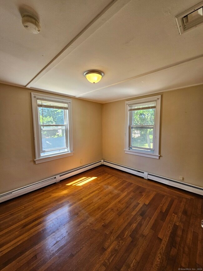 Foto del edificio - 112 Putnam Ave