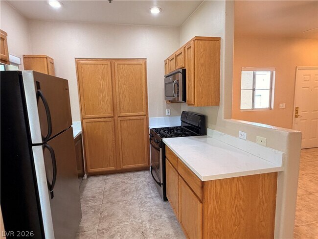 Foto del edificio - 1311 Red Gable Ln