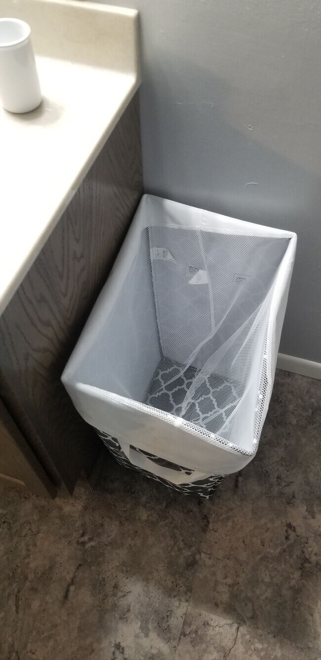 639 W Church St 3 Unit Upper rght, Albion, NE 68620 Apartments in