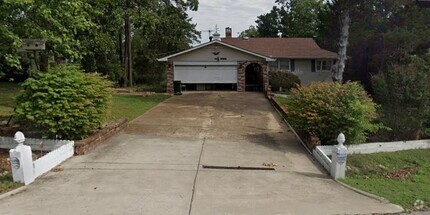 Building Photo - 1614 Mallard Point Rd