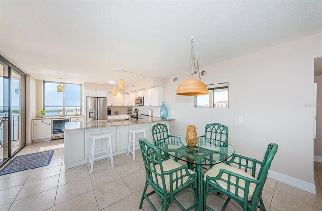 Foto del edificio - 6287 Bahia Del Mar Cir