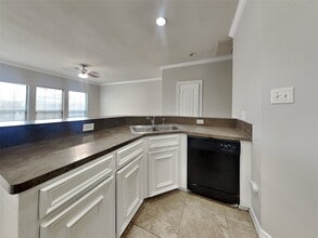 Building Photo - 4202 Alvin St