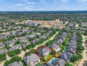 Building Photo - 28003 Iberville Glen Dr