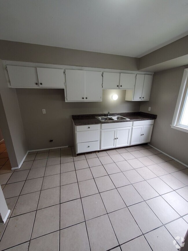 Building Photo - 4962-4964 N 47th St. (Duplex)