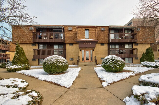 Building Photo - 2224 Oneida St