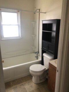 Building Photo - 923-925 Raton Ct