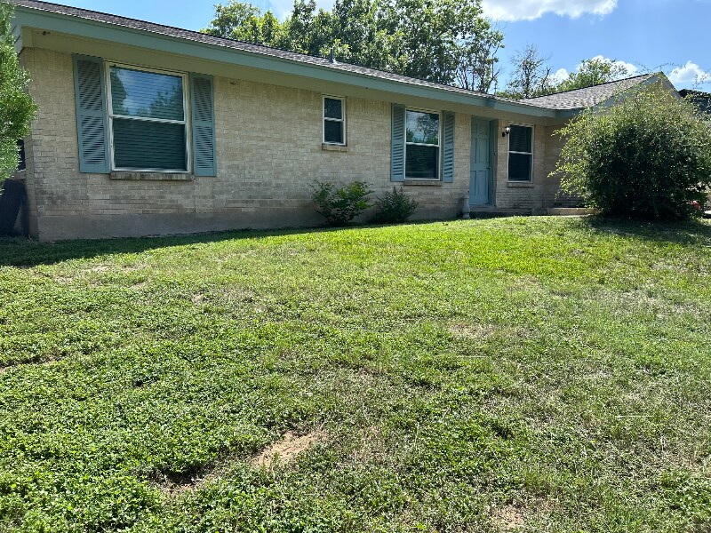 Primary Photo - 1103 Floradale Dr