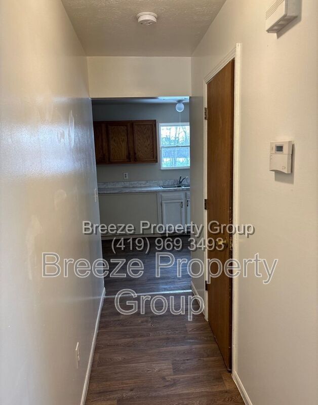 Foto del edificio - 57 W Warren Ave