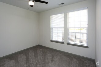 Building Photo - Watercourse