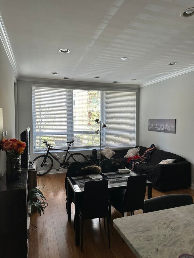 Building Photo - 2 bedroom, 2 bath apartment home available...