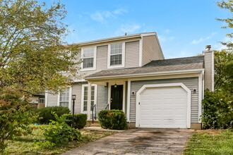 Building Photo - 6208 Glencairn Cir