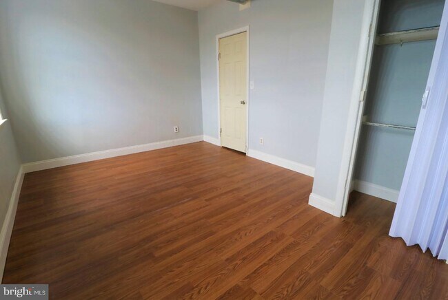 Foto del edificio - 3404 Mantua Ave