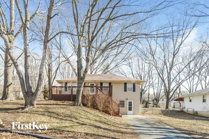 Primary Photo - 413 Holtz Ave