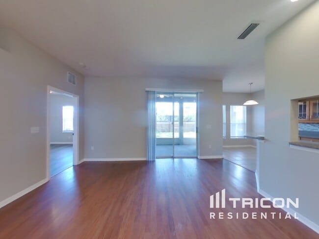 Building Photo - 24409 Breezy Oak Ct