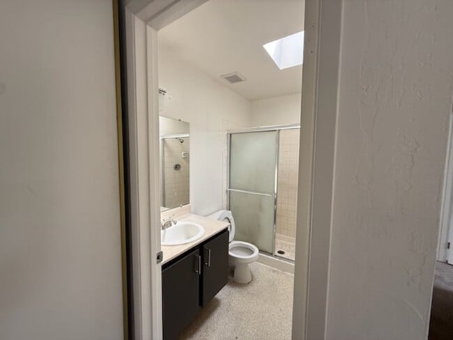 Building Photo - Single Story Home in Pleasanton