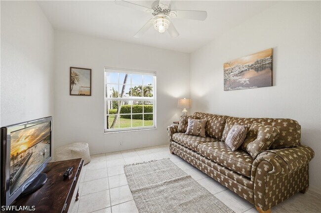 Building Photo - 829 Tanbark Dr