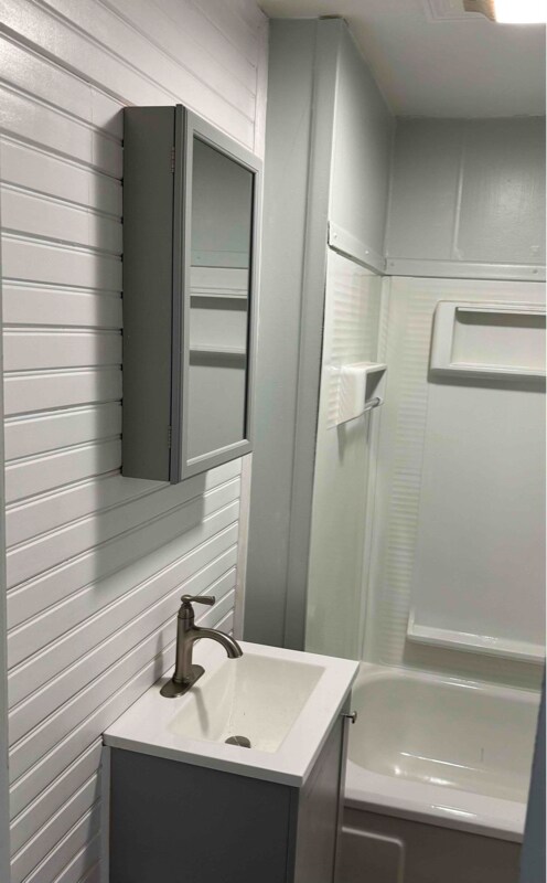 Foto del edificio - 1545 Main St