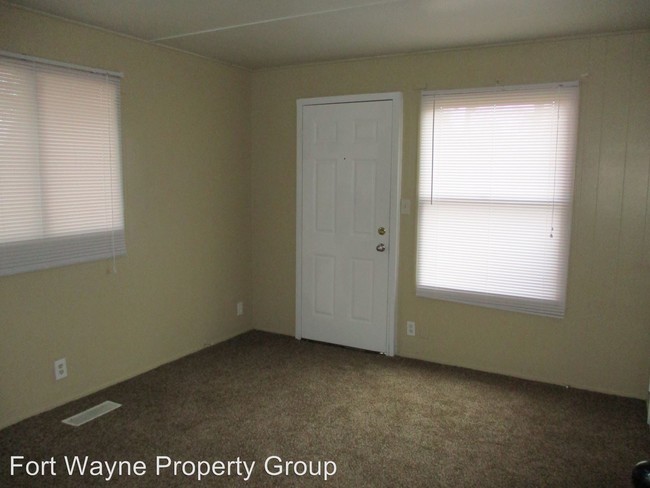 Building Photo - 1419 W Wildwood Ave