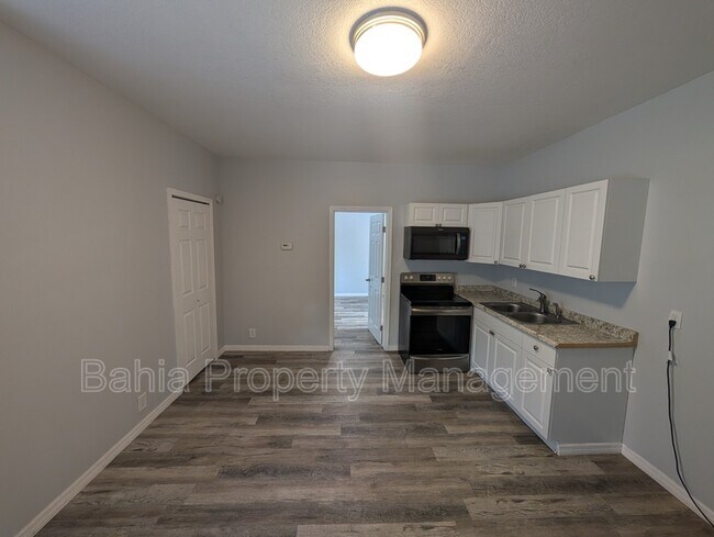 Foto del edificio - 103 S Westland Ave