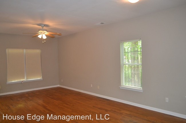 Building Photo - 1095 Gun Club Rd NW