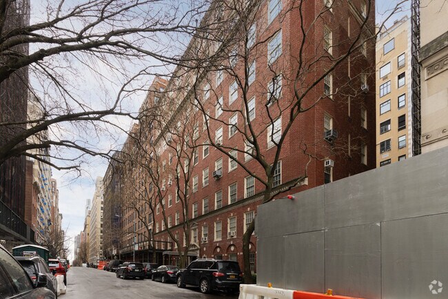 Building Photo - 10 E 85th St