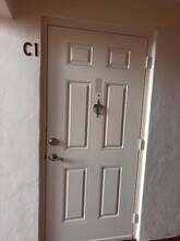 Building Photo - 203 Foxtail Dr