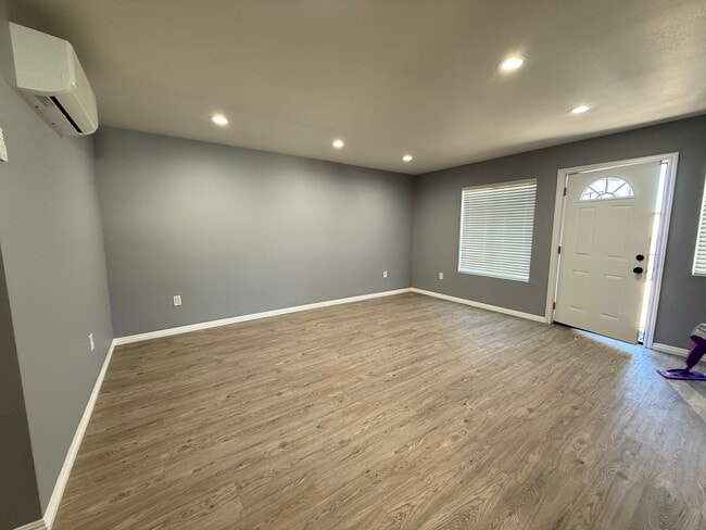 Building Photo - 7338 Cleon Ave