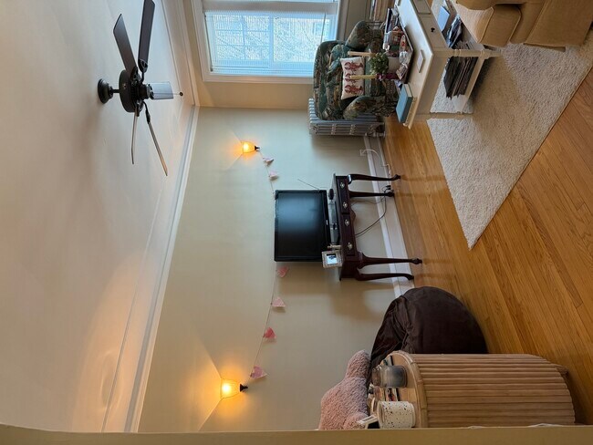 Foto del edificio - 802 Elmwood Ave