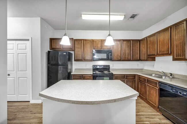 Foto del edificio - Reserve at Jones Road