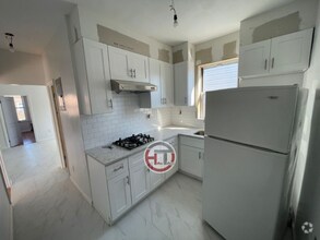 Building Photo - 737 Calhoun Ave