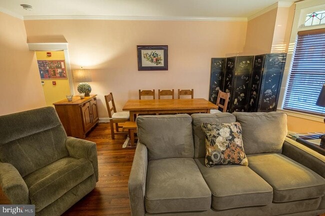 Foto del edificio - 1043 Washington St